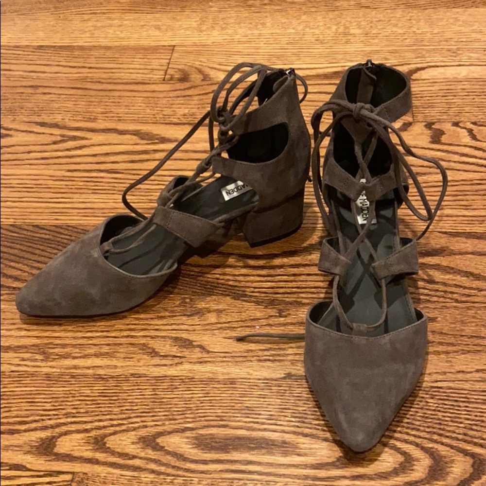 Steve Madden Taupe suede lace up heels, Women’s 8.5
